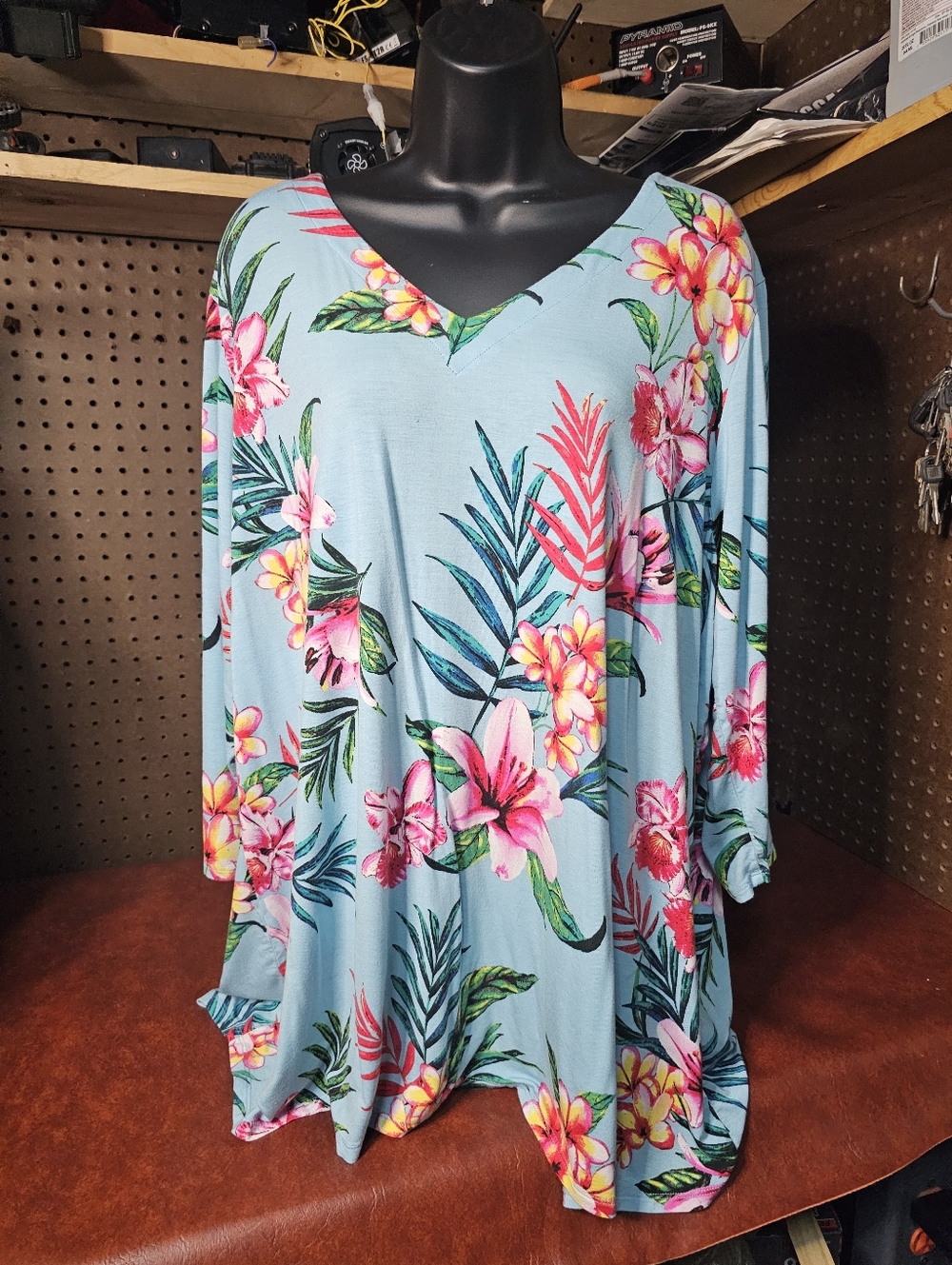 Belle by Kim Gravel 3/4 Length Sleeve Blouse Size 2X